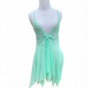 Avid love Chemise sheer mesh Medium
Fairycore nighty Green Baby Doll Lingerie